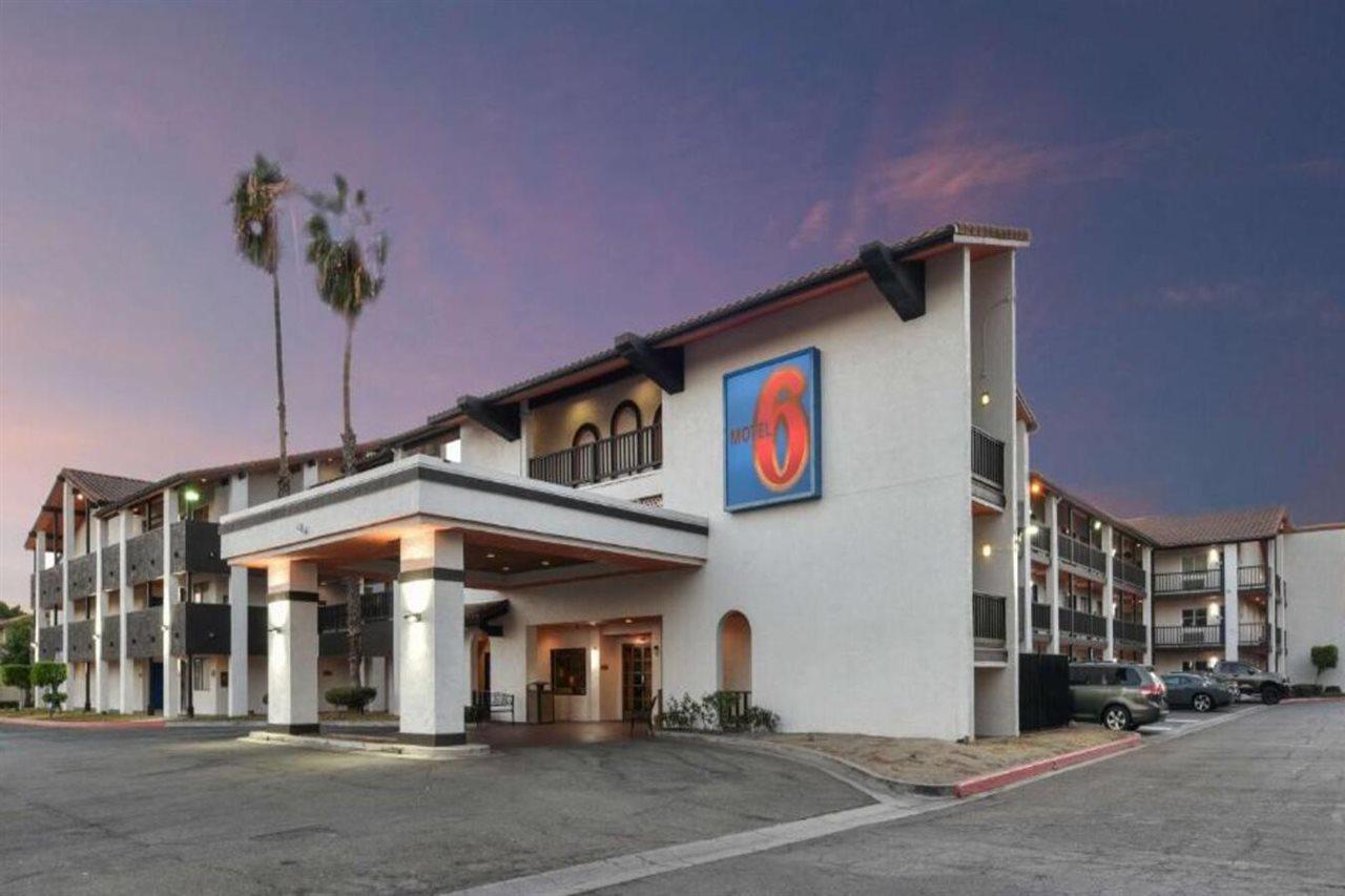 Motel 6 Ontario Ca Convention Center Airport Exterior foto